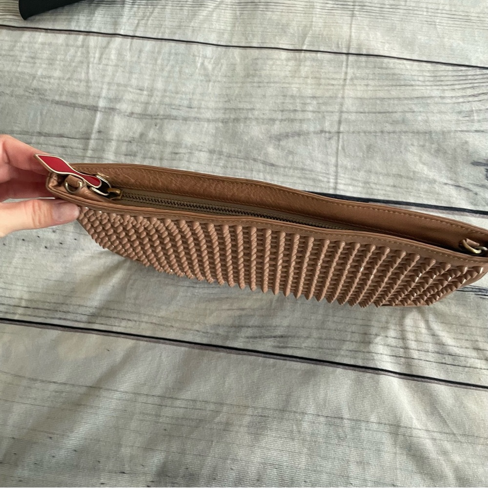 Christian Louboutin spiked clutch/ purse peach - Picture 15 of 15